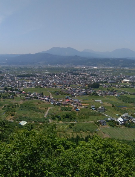 雁田山登山道からの眺め