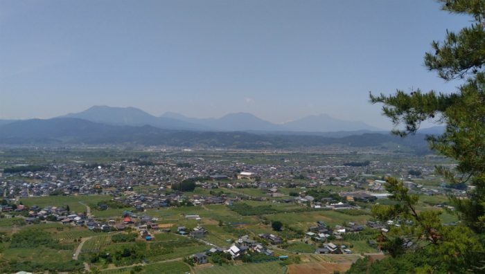 雁田山登山道からの眺め